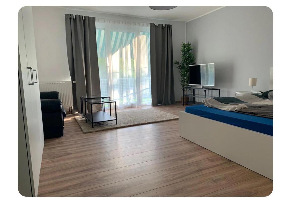 3 Bedrooms Queensize Apartment *